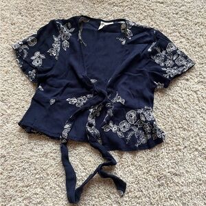 Tilly's Floral Top